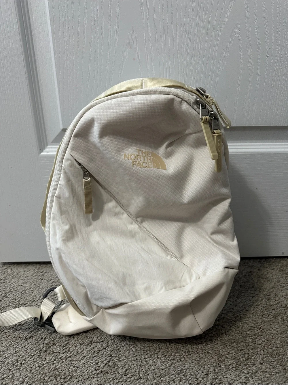balenciaga arena classic zip traveler backpack Cleopatra's Leopard JanSport Pro Pack Backpacks Style:Elephant - Red Featuring a sleek silhouette